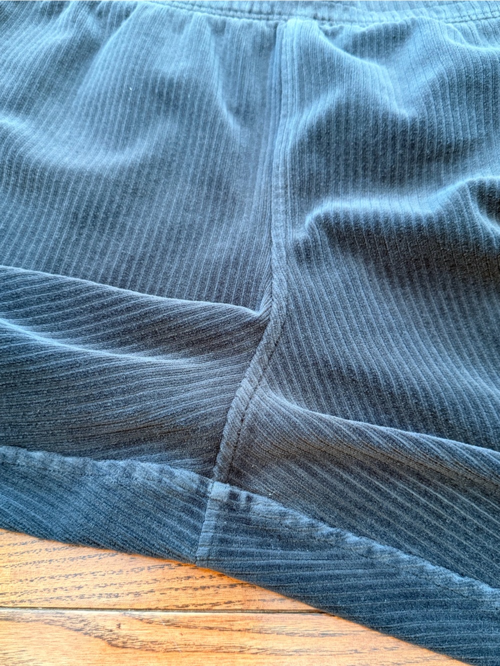 Lululemon Scuba Mid-Rise Wide-Leg Pant 7/8 Length *Velvet Cord - Picture 11 of 11